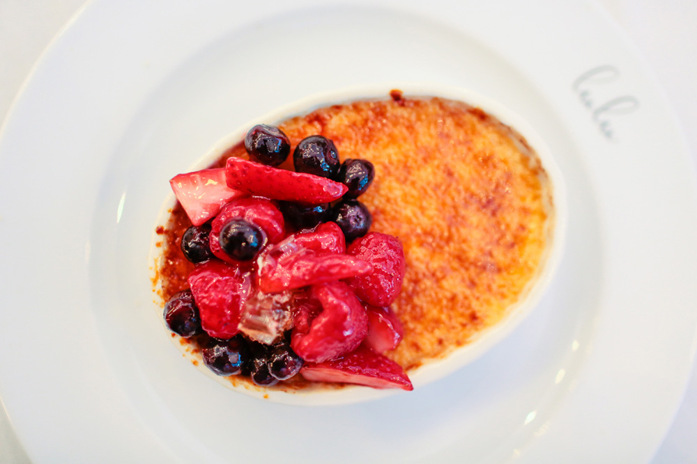 Creme Brulee with fresh berries